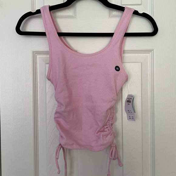 NWT ruched sides tank top - Picture 1 of 3